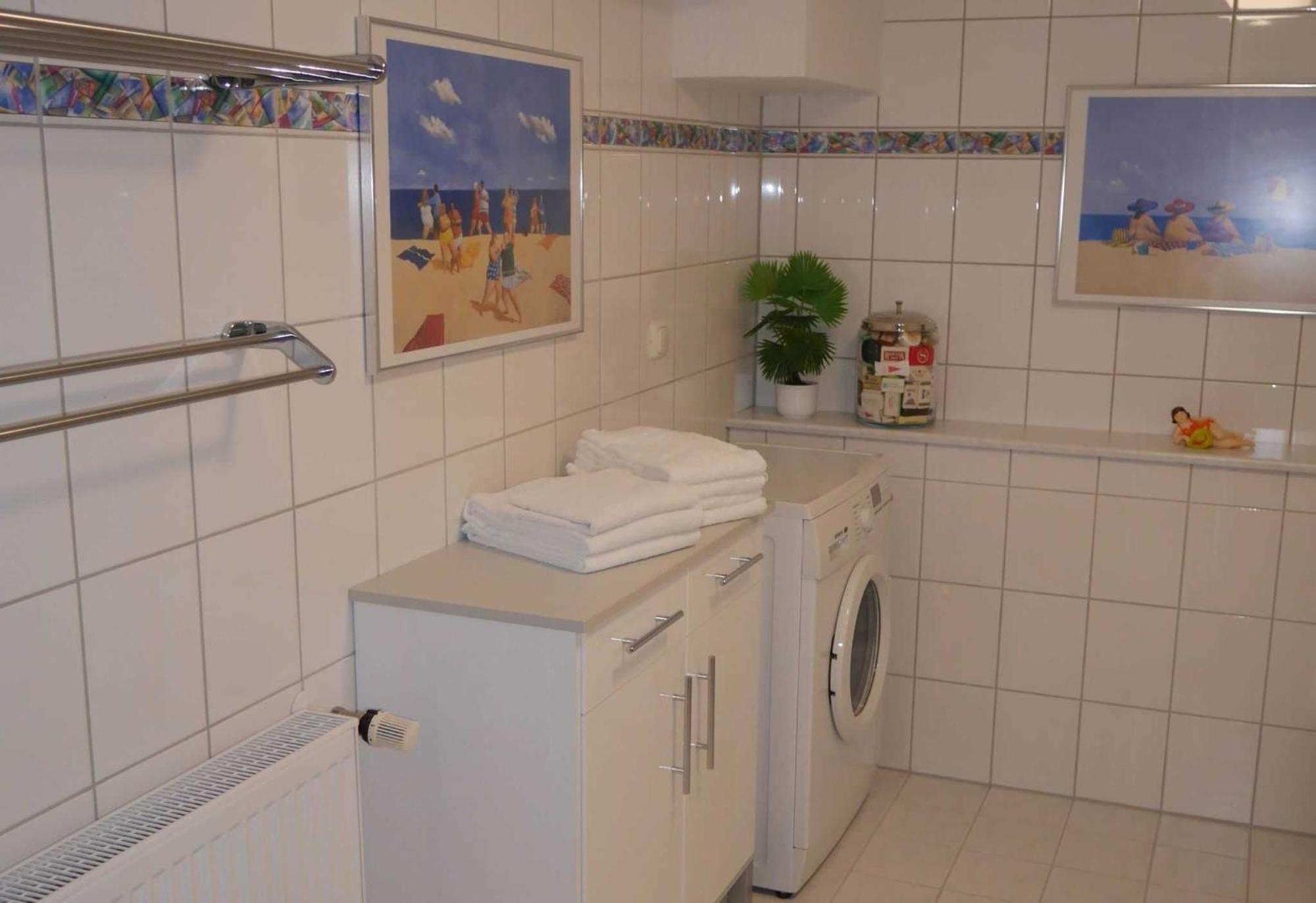 Kietzspeicher App 21 Waren  Luaran gambar